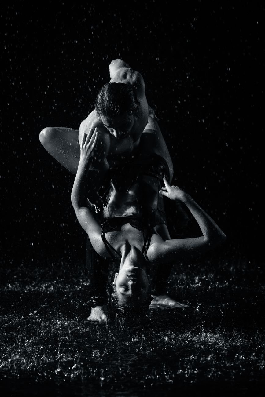 Pareja abrazada